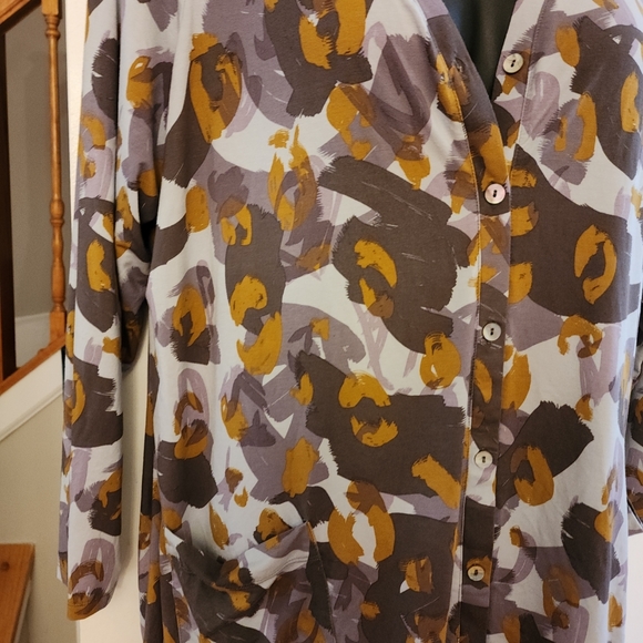 Logo by Lori Goldstein Cardigan - Picture 8 of 11